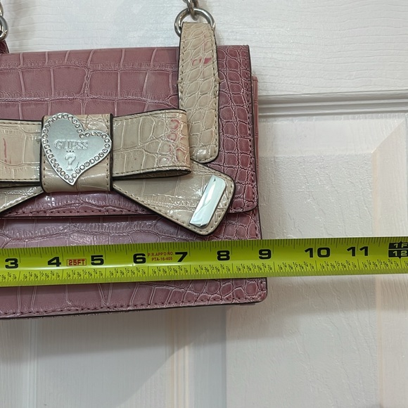 GUESS // shoulder bag // pink+cream //croc-embossed // bow+heart // rhinestones - Picture 6 of 17